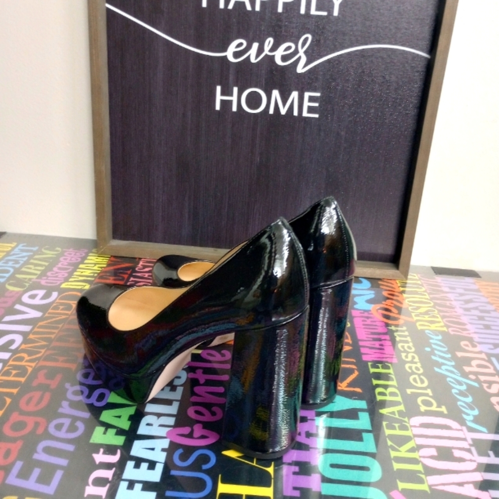 BOLD Black Patent Leather Pumps